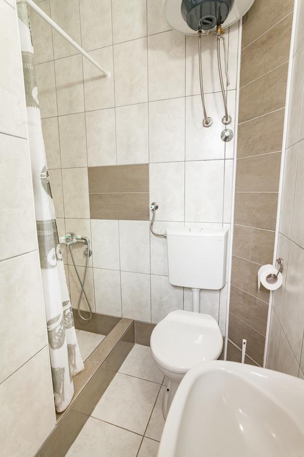 Vongola Apartment Utjeha Exterior foto